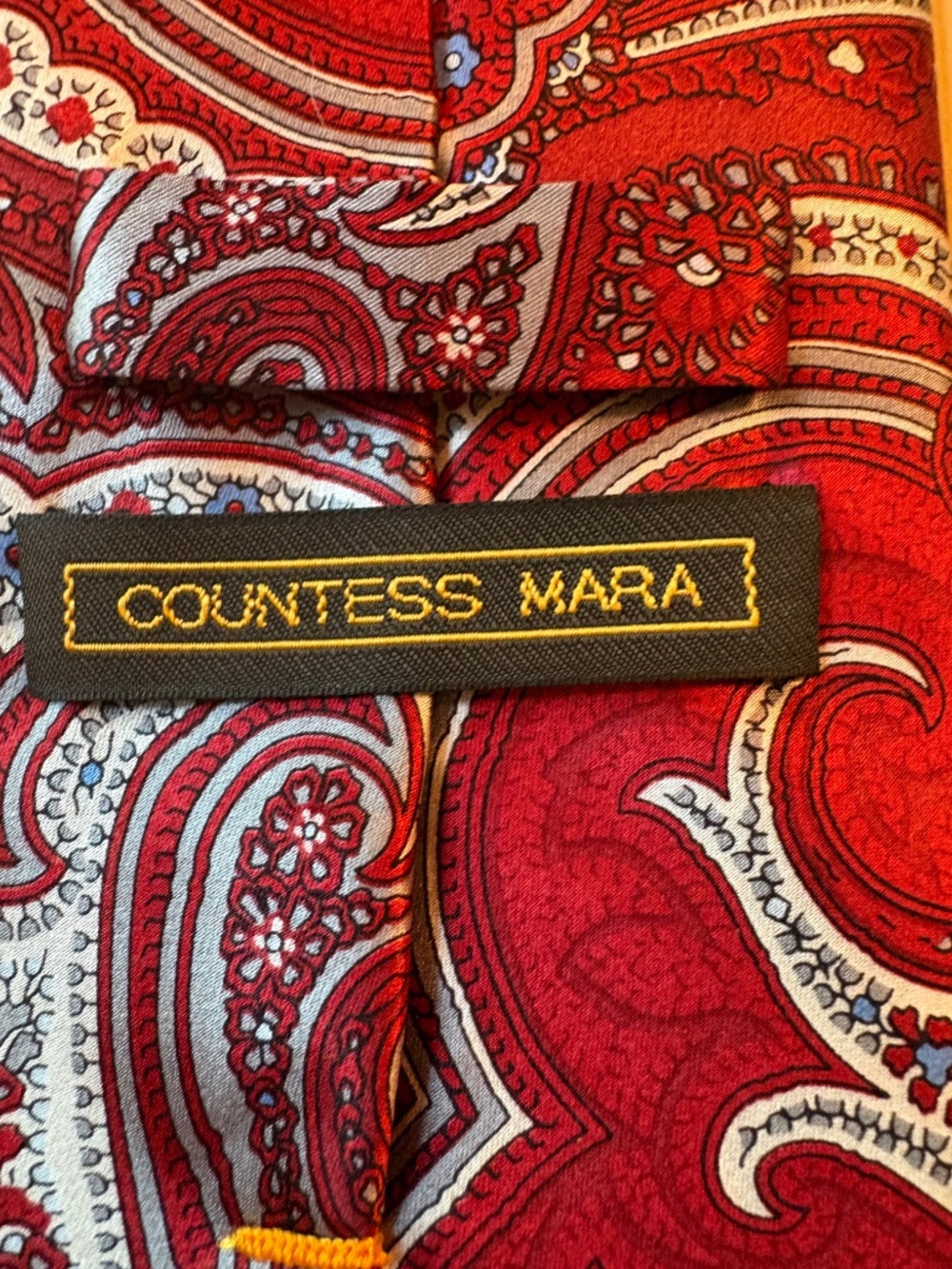 Vintage Countess Mara Red Paisley Silk Tie Necktie 3.75" - Picture 2 of 4